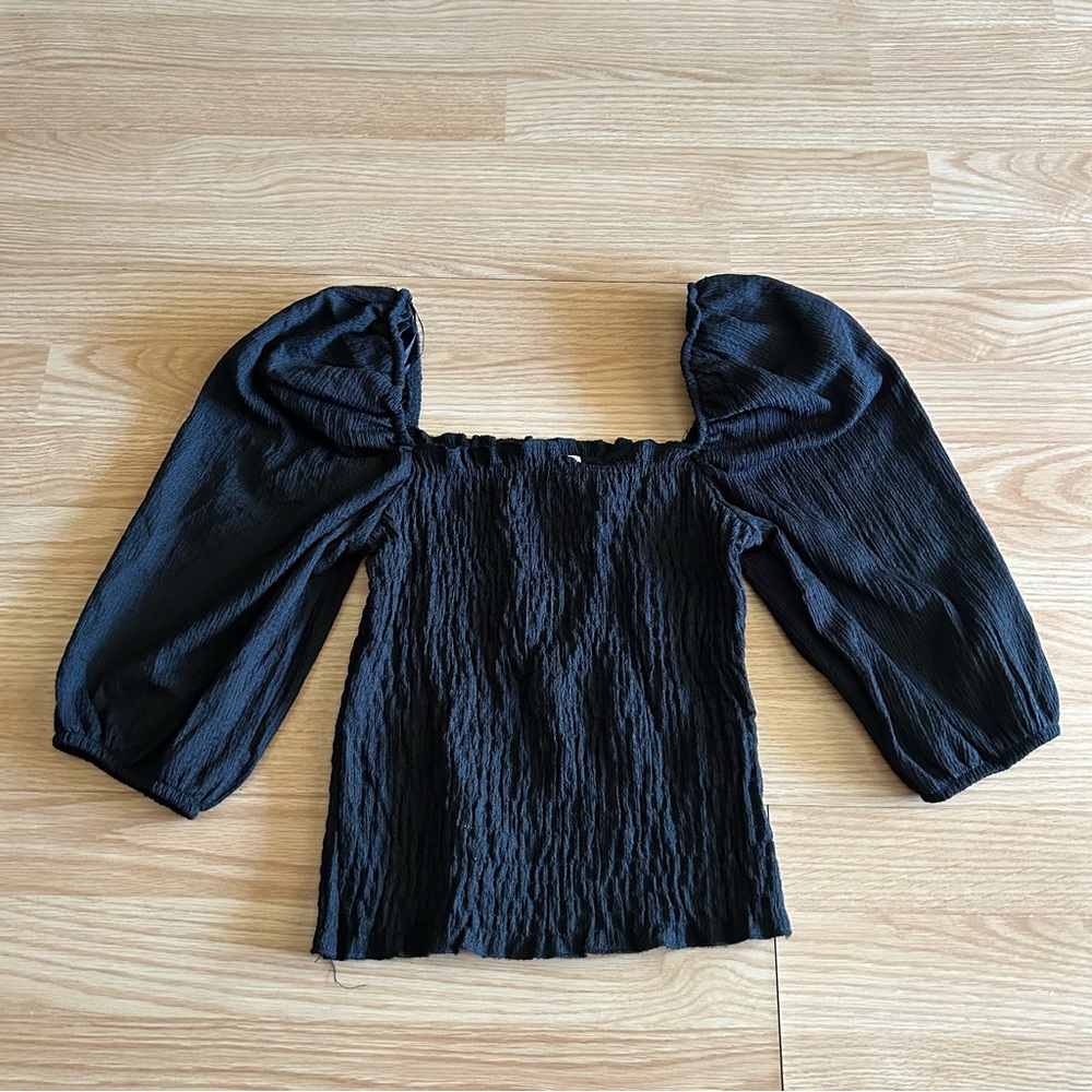 H&M Black Puff Sleeve Smocked Top Women’s XS